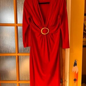 Chic Long Sleeve Red Dress with Gold Ring